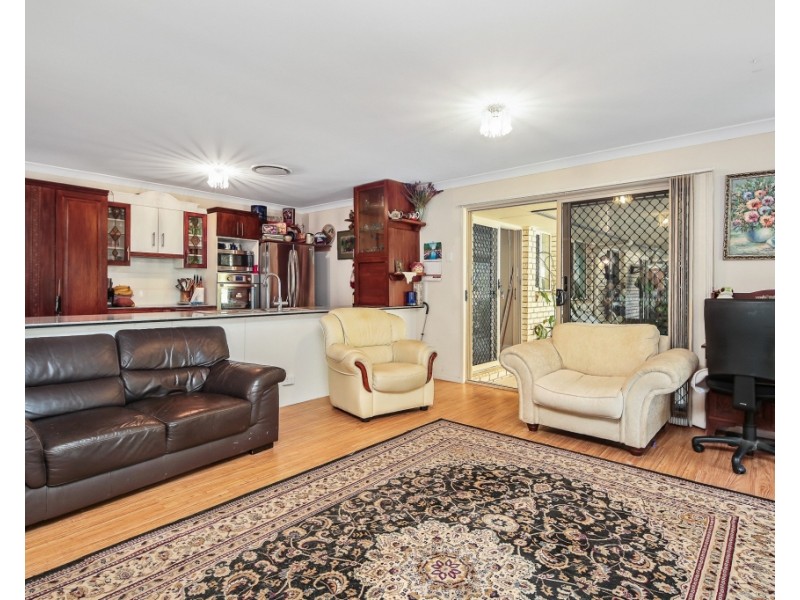 30 Andrews Court, Regency Downs QLD 4341