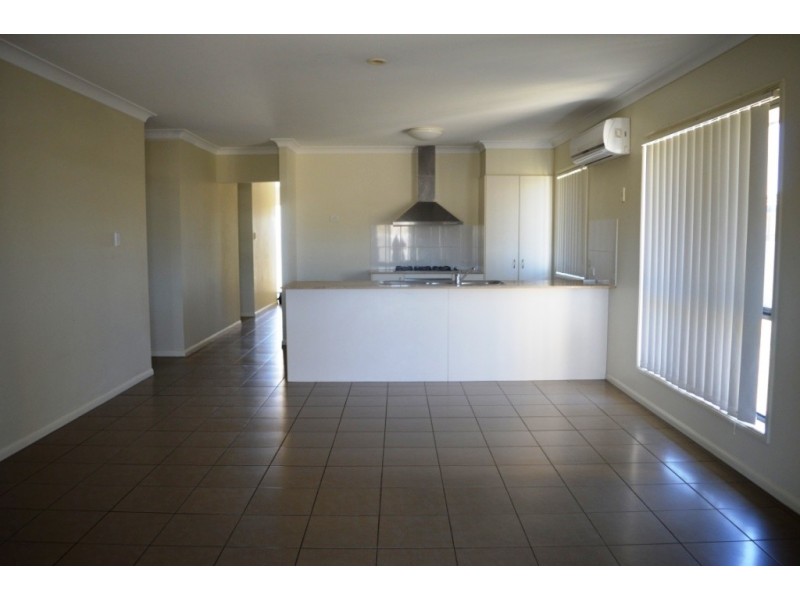 43 Cunningham Ave, Laidley North QLD 4341