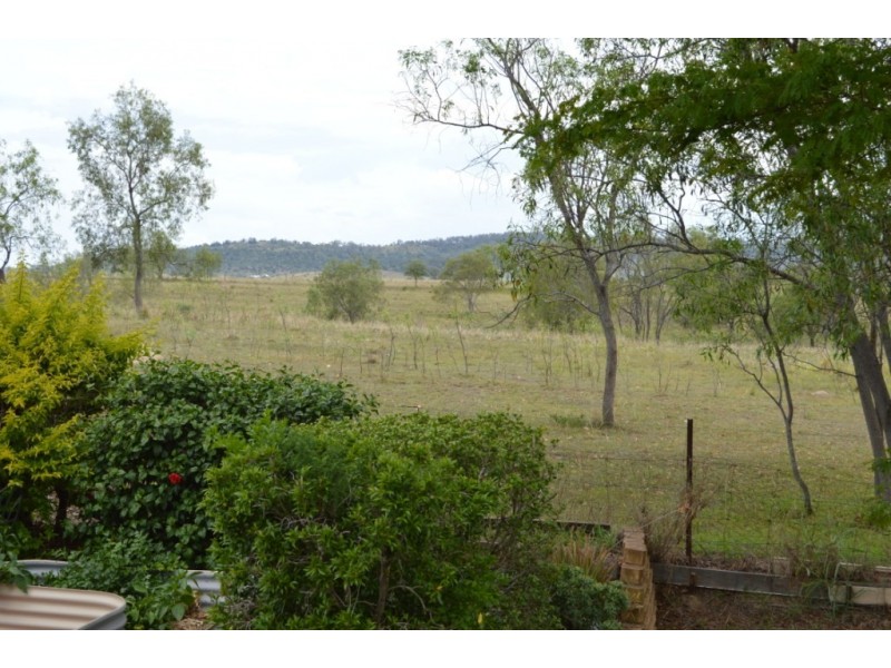 12 Hein Court, Regency Downs QLD 4341
