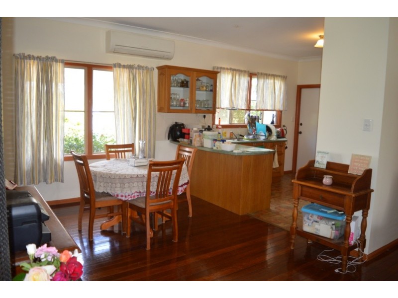 12 Hein Court, Regency Downs QLD 4341