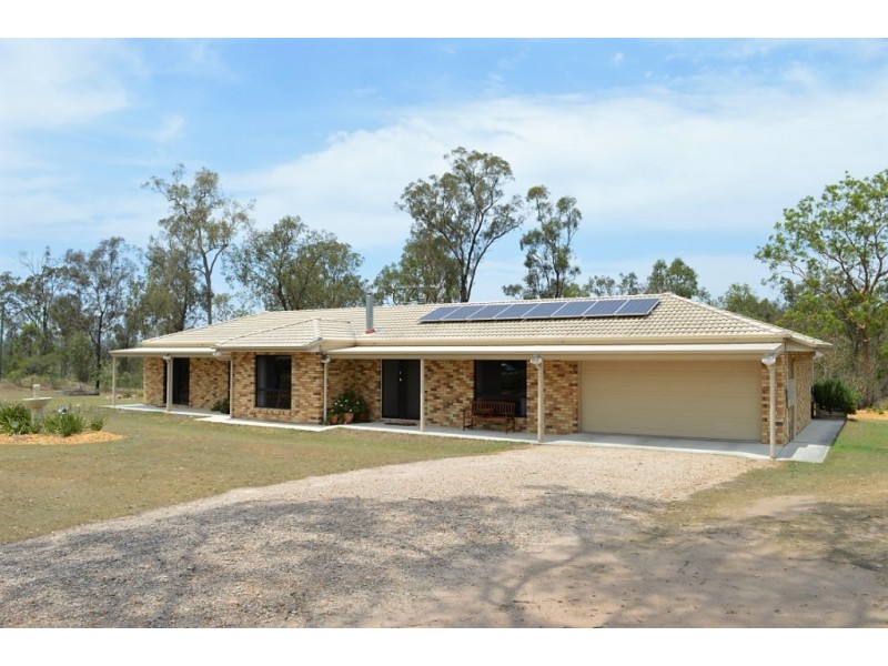 2 Point Piper Close, Laidley Heights QLD 4341