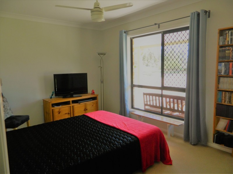 2 Point Piper Close, Laidley Heights QLD 4341