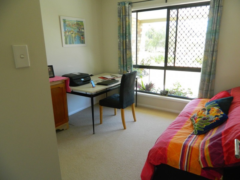 2 Point Piper Close, Laidley Heights QLD 4341