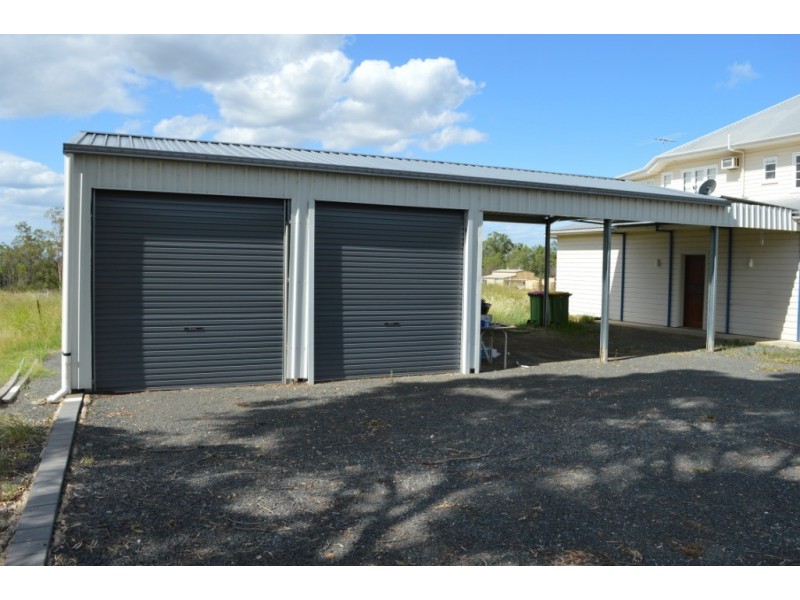 8 Magpie Ave, Regency Downs QLD 4341