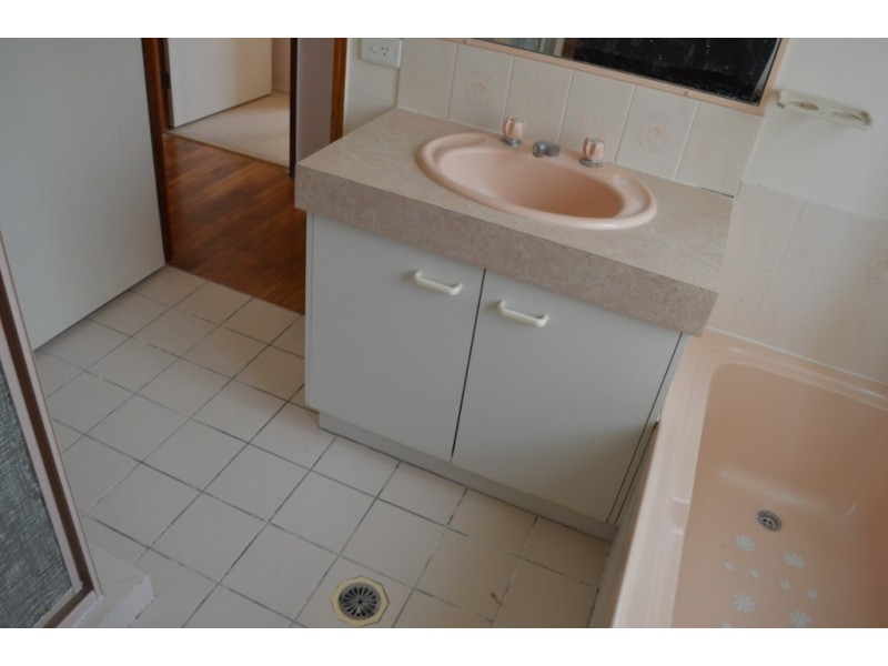14 Benjamin Court, Regency Downs QLD 4341