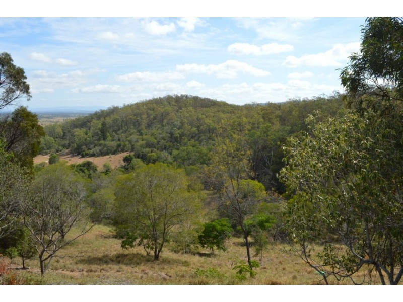 22 Anthony Court, Summerholm QLD 4341
