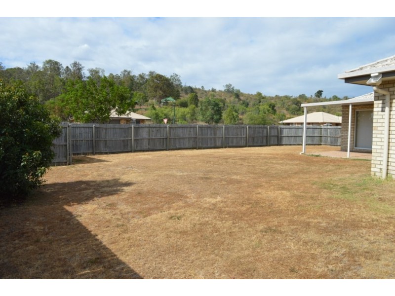 121 Douglas Mcinnes Dr, Laidley QLD 4341