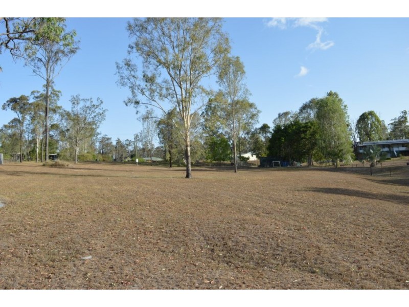 82 Lakes Drive, Laidley Heights QLD 4341