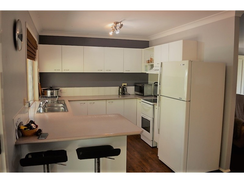 31 Sandpiper Dr, Regency Downs QLD 4341