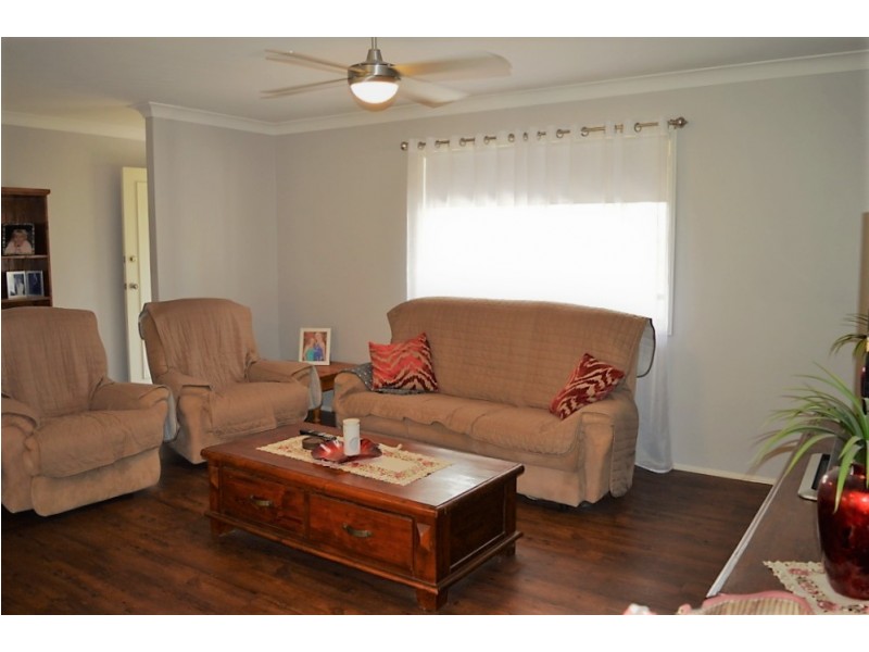 31 Sandpiper Dr, Regency Downs QLD 4341