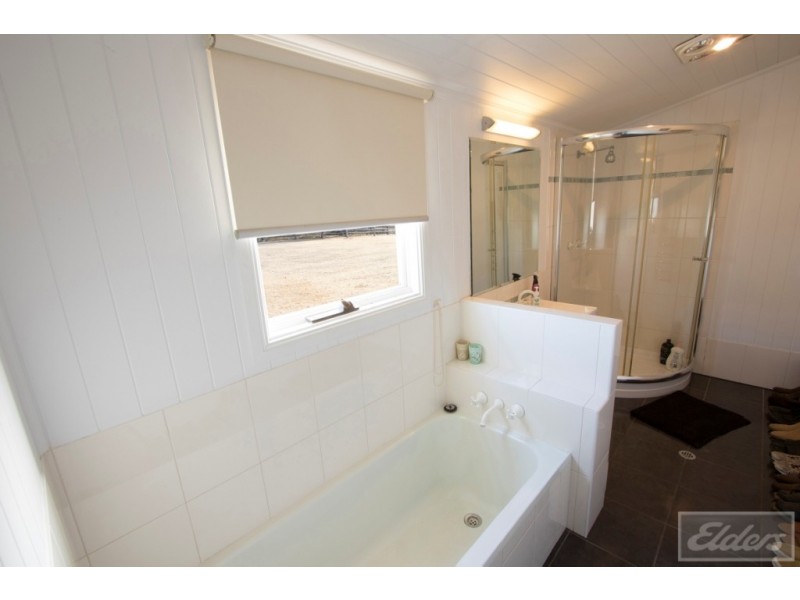 10 McGarrigal Road, Laidley Creek West QLD 4341