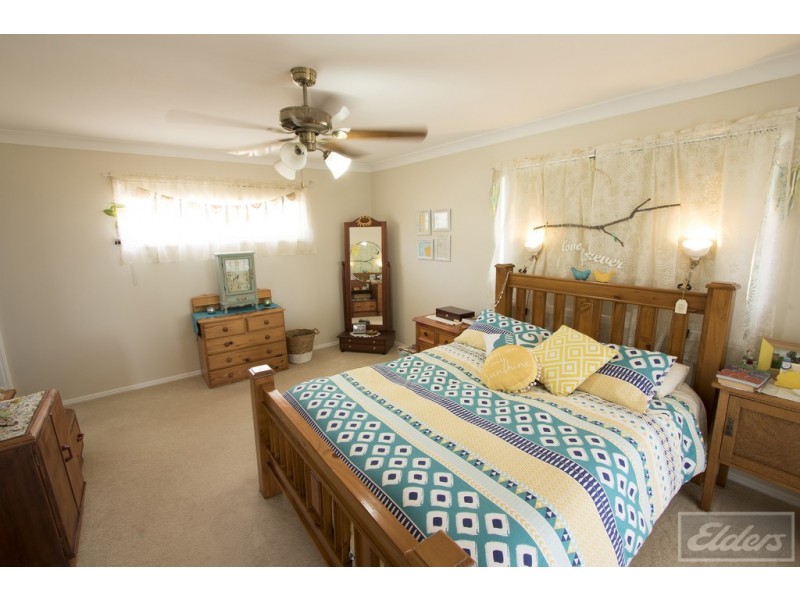 1 Mahogany Drive, Plainland QLD 4341