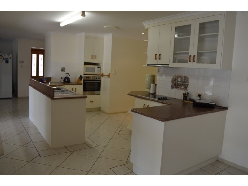 10 Lyrebird, Regency Downs QLD 4341