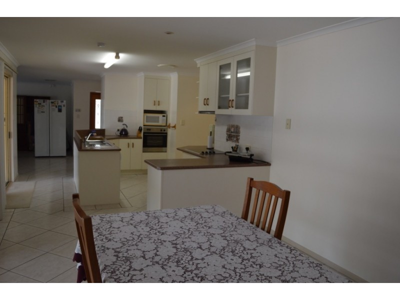 10 Lyrebird, Regency Downs QLD 4341