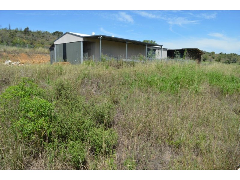 4 Wells Road, Summerholm QLD 4341