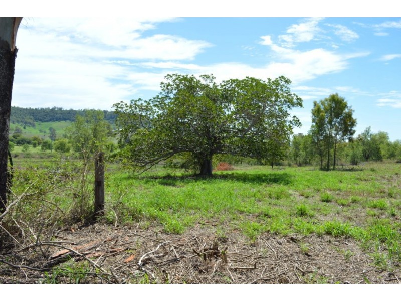 4 Wells Road, Summerholm QLD 4341