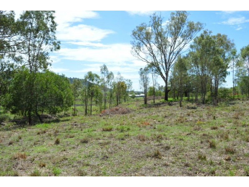 4 Wells Road, Summerholm QLD 4341