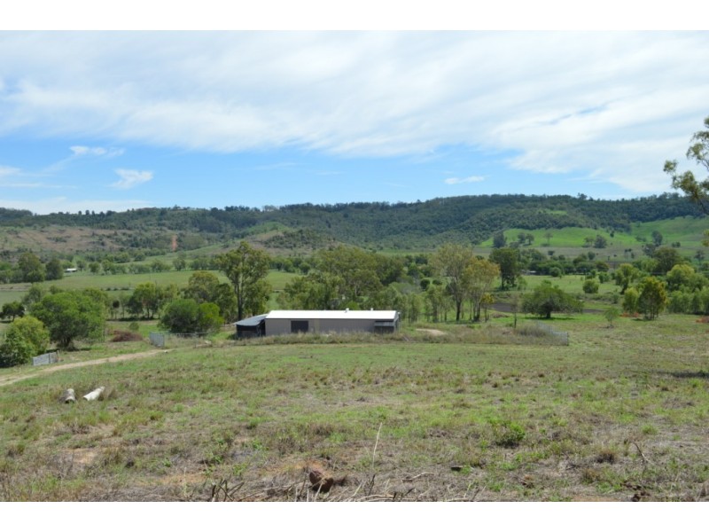 4 Wells Road, Summerholm QLD 4341