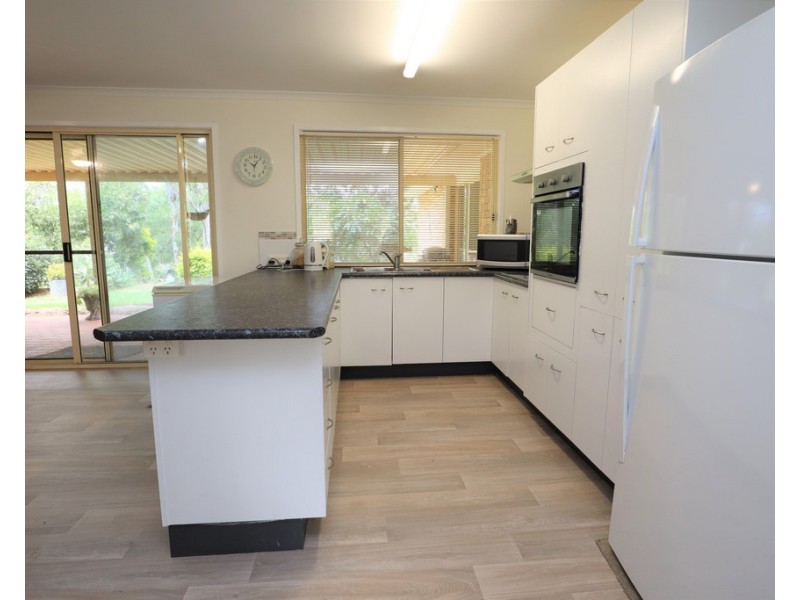 15 Mallard Court, Laidley Heights QLD 4341