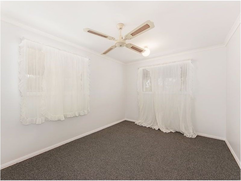 15 Franks Road, Regency Downs QLD 4341