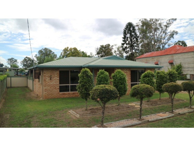 99 Alfred Street, Laidley QLD 4341