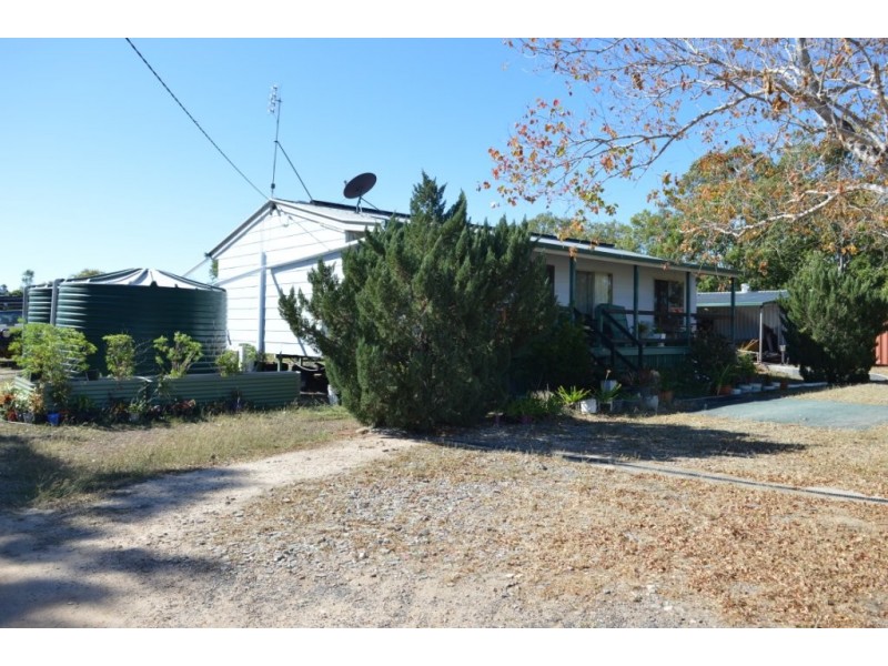 3 Sunwest Court, Plainland QLD 4341