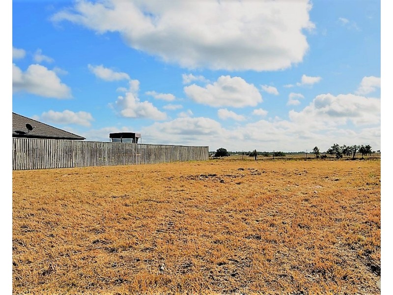 33 Blaxland Court, Laidley North QLD 4341