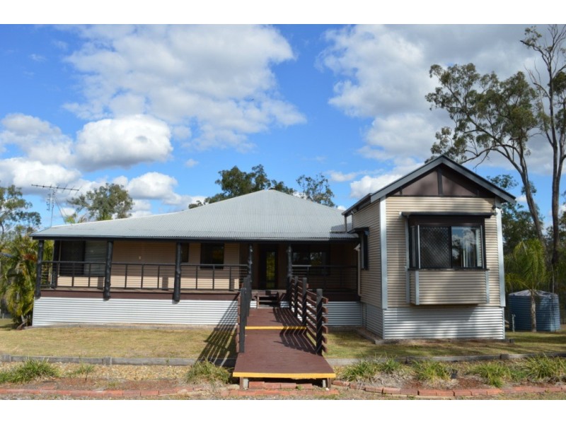 6 Point Piper Close, Laidley Heights QLD 4341