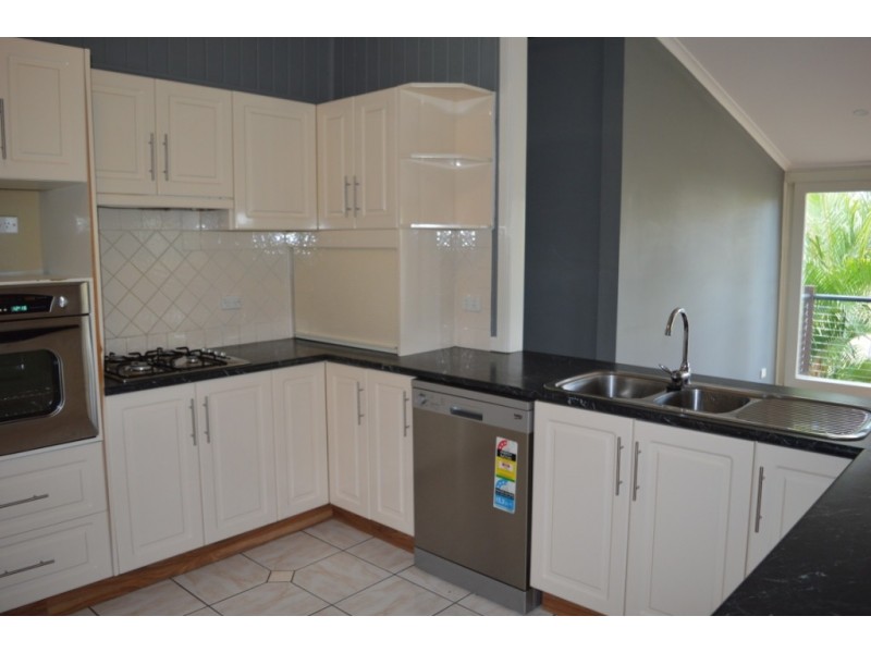 6 Point Piper Close, Laidley Heights QLD 4341