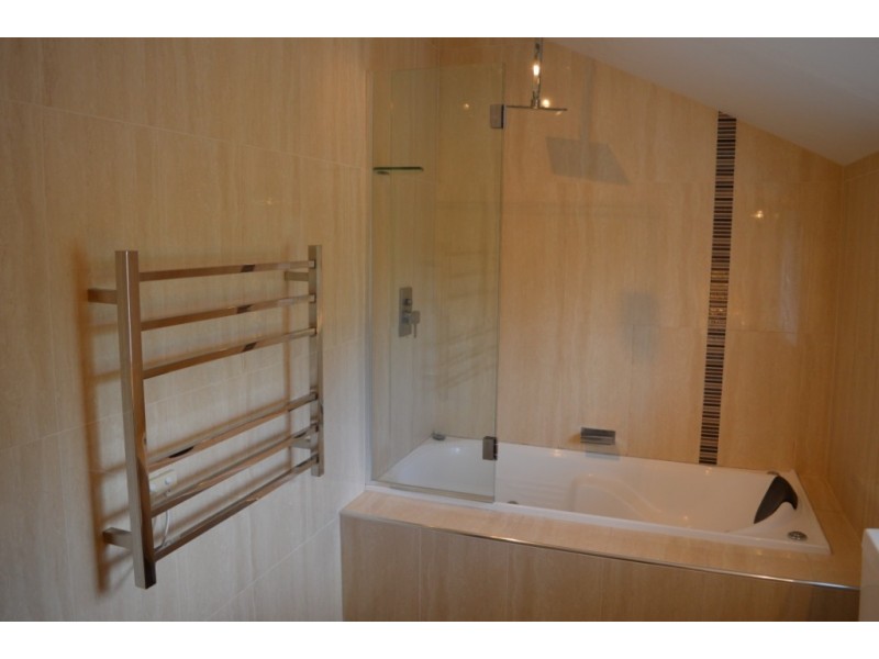 6 Point Piper Close, Laidley Heights QLD 4341