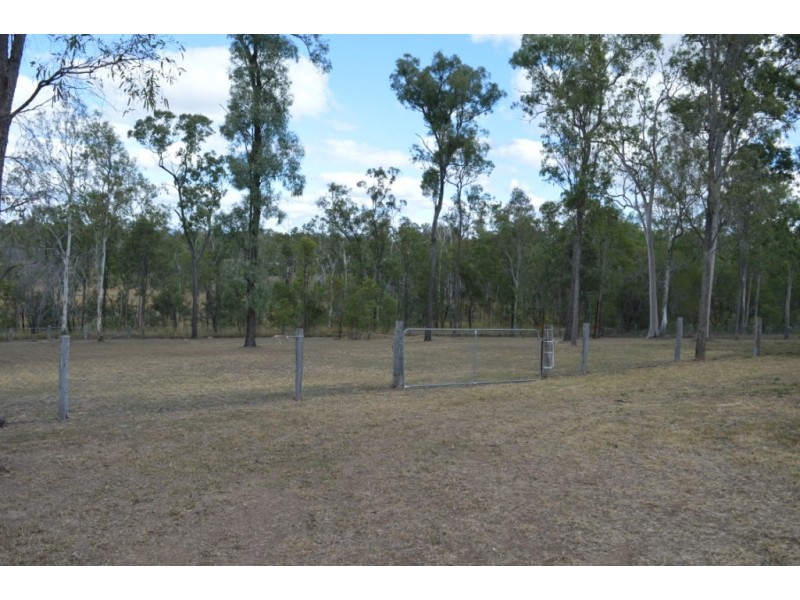 6 Point Piper Close, Laidley Heights QLD 4341