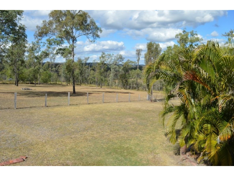 6 Point Piper Close, Laidley Heights QLD 4341