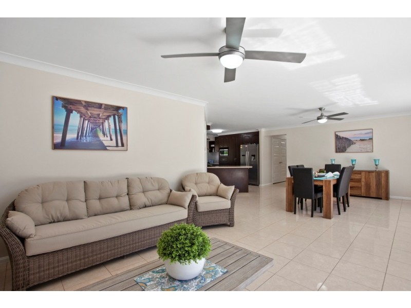 22 Waddington Parade, Plainland QLD 4341