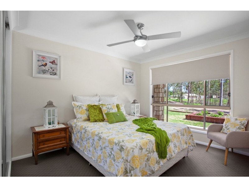 22 Waddington Parade, Plainland QLD 4341