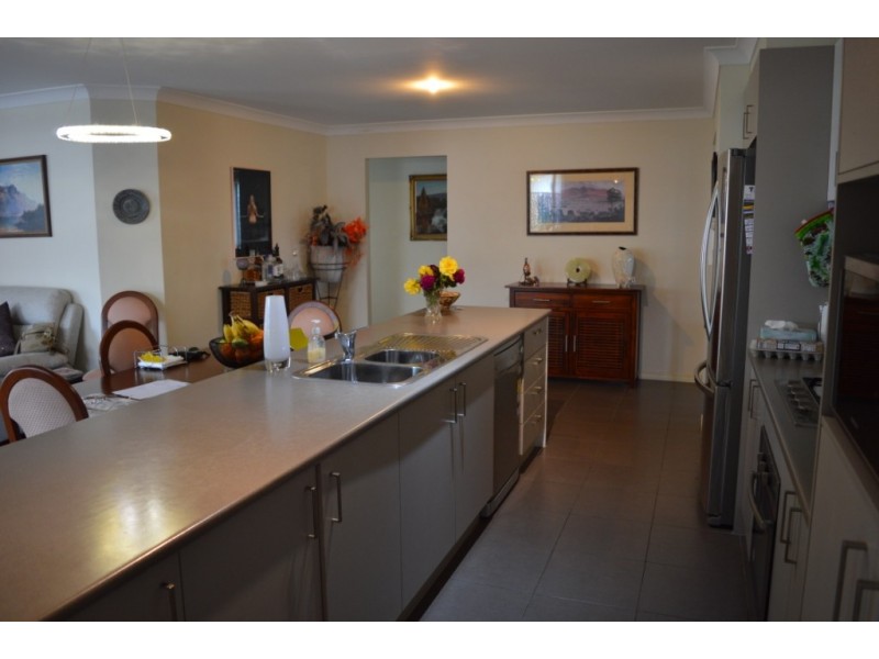 3 Ash Ave, Laidley QLD 4341