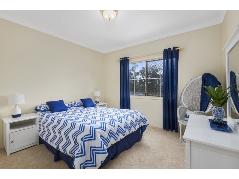 70 Lakes Drive, Laidley Heights QLD 4341