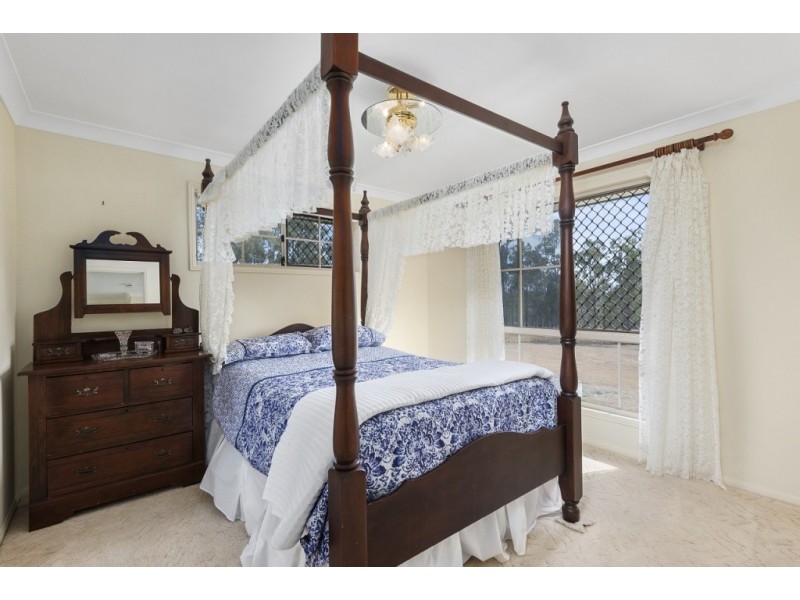 70 Lakes Drive, Laidley Heights QLD 4341