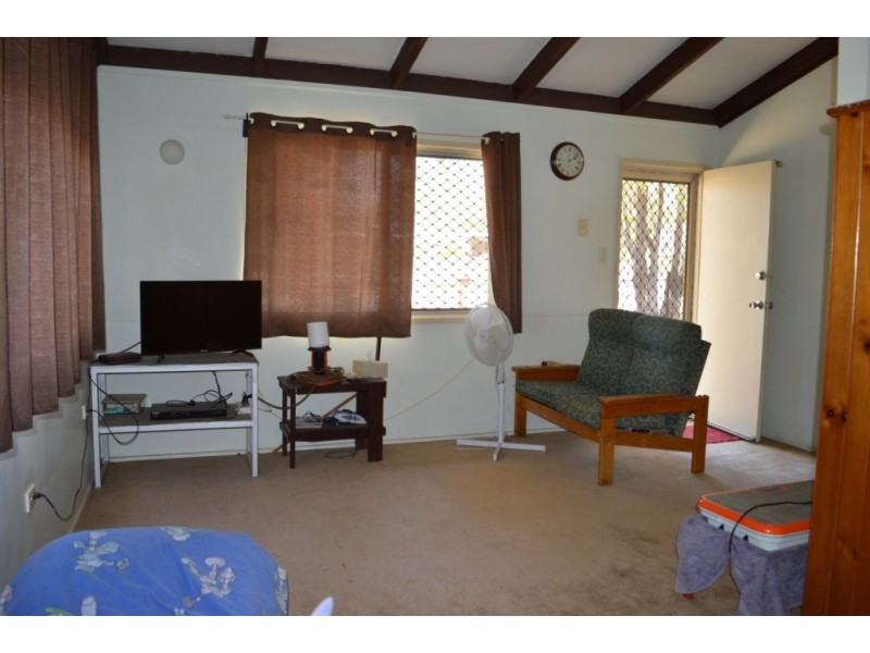 Walloon QLD 4306
