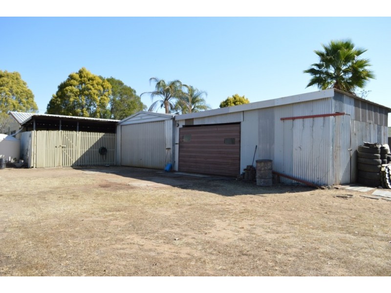 Walloon QLD 4306