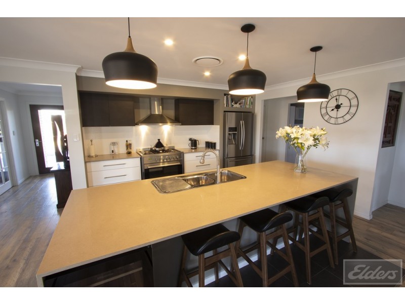 18 Hooper Drive, Plainland QLD 4341