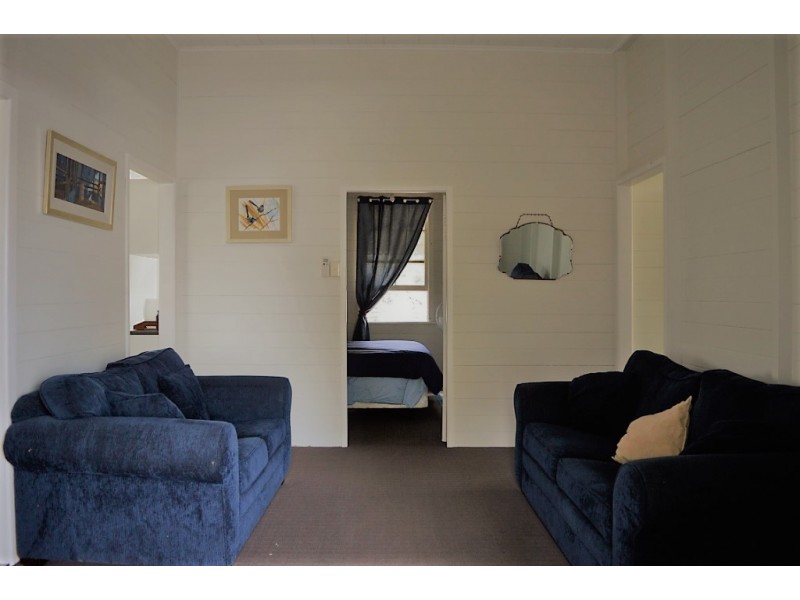 16 Ambrose Street, Laidley QLD 4341
