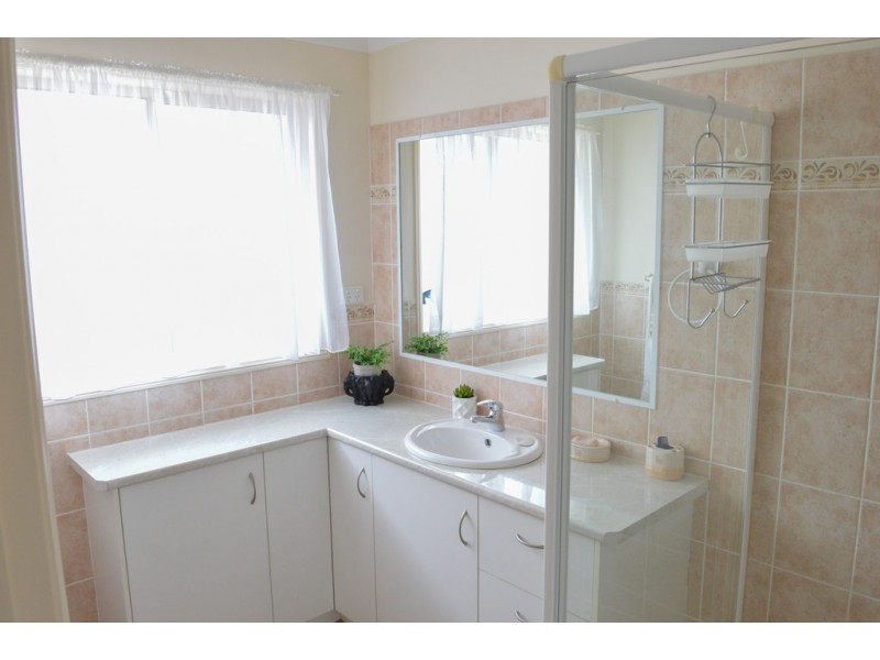 16 Paperbark Cl, Laidley QLD 4341