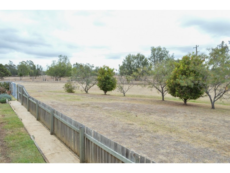 16 Paperbark Cl, Laidley QLD 4341