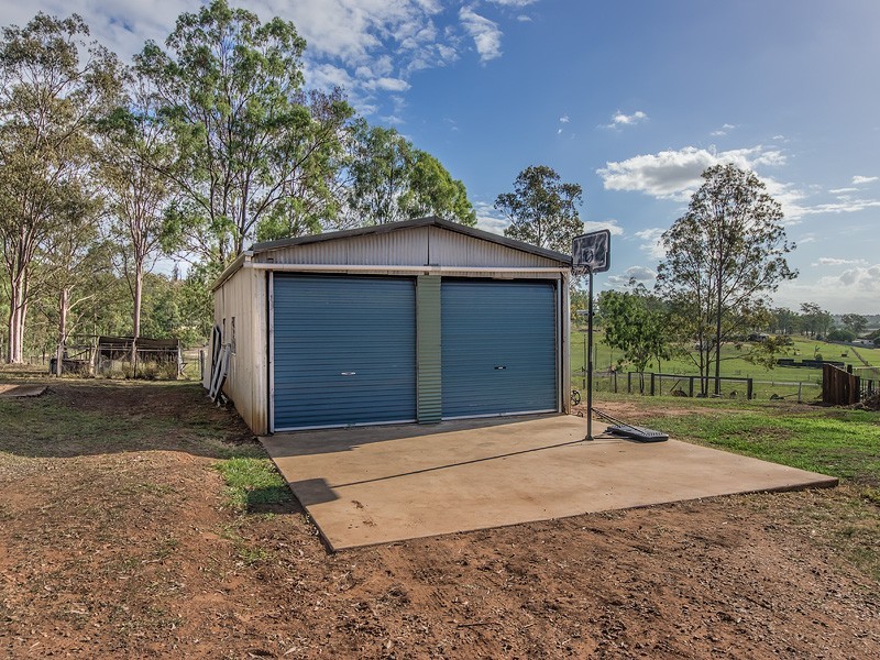 18 Beames Dr, Laidley South QLD 4341