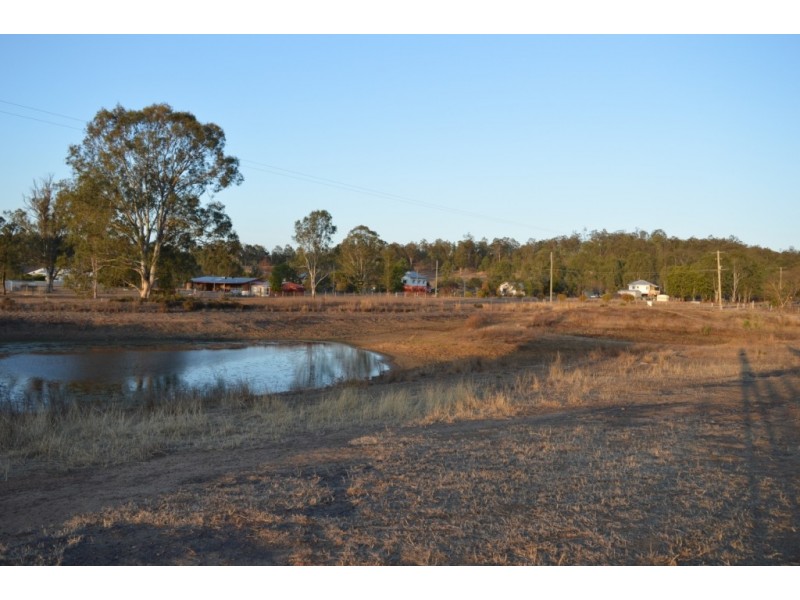 18 Beames Dr, Laidley South QLD 4341