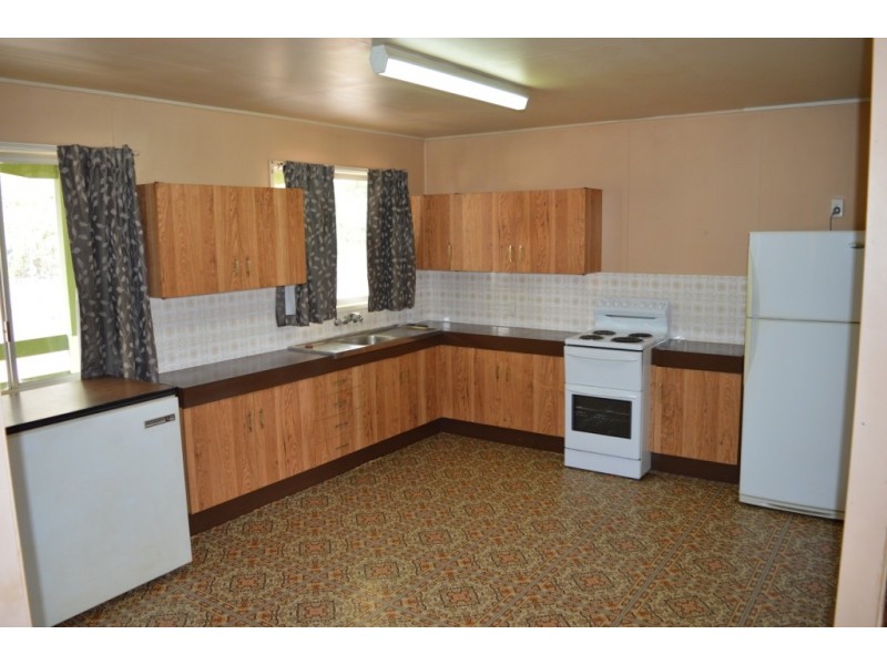 210 Hornbuckles Road, Mount Mort QLD 4340