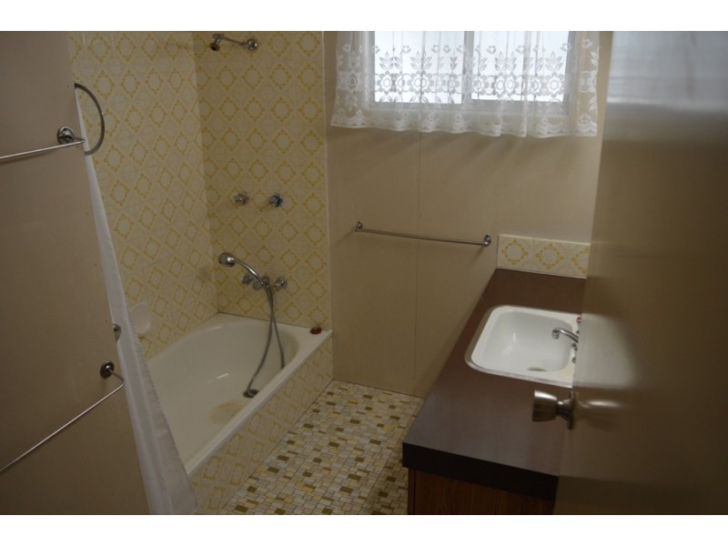 210 Hornbuckles Road, Mount Mort QLD 4340