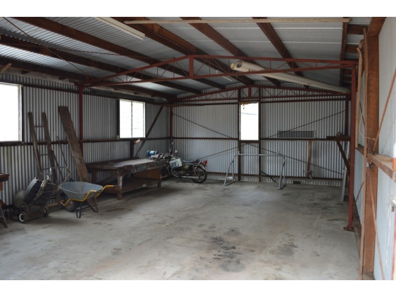 210 Hornbuckles Road, Mount Mort QLD 4340