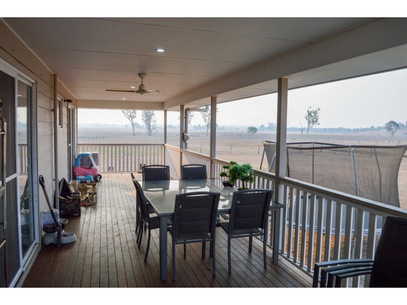 12 Moonlight Parade, Laidley South QLD 4341