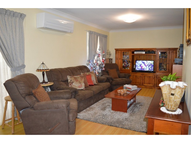 91 LAKES DRIVE, Laidley Heights QLD 4341